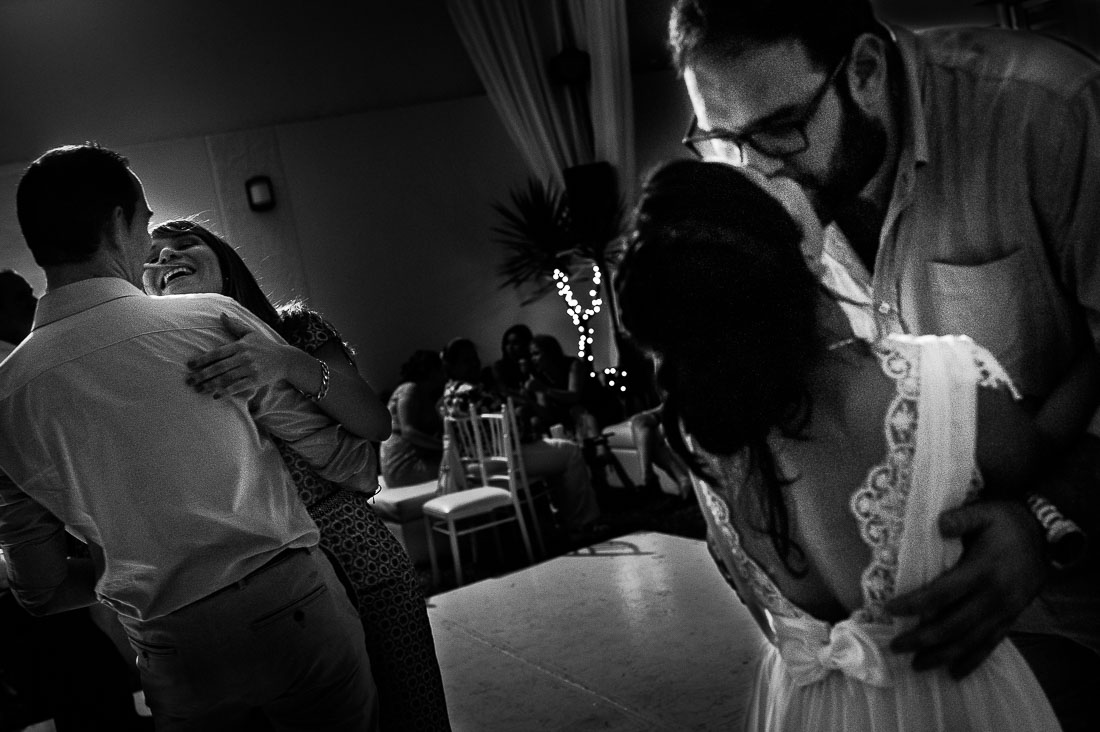 boda civil en lima, caracas, venezuela, fotografo de bodas lima, fotografia documental de boda cusco peru, matrimonio en el campo, wedding destination peru