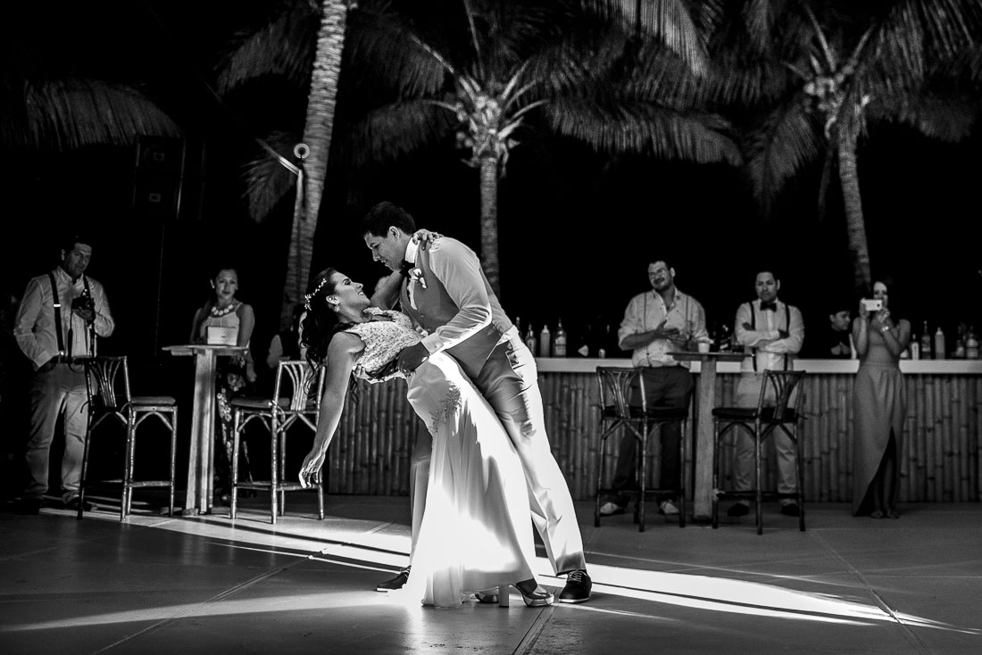 fotografo de bodas hotel punta sal, fotografia documental bodas en playa, life style, crossfit, beach wedding destination peru, destination wedding tumbes