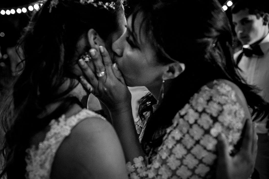 fotografo de bodas hotel punta sal, fotografia documental bodas en playa, life style, crossfit, beach wedding destination peru, destination wedding tumbes