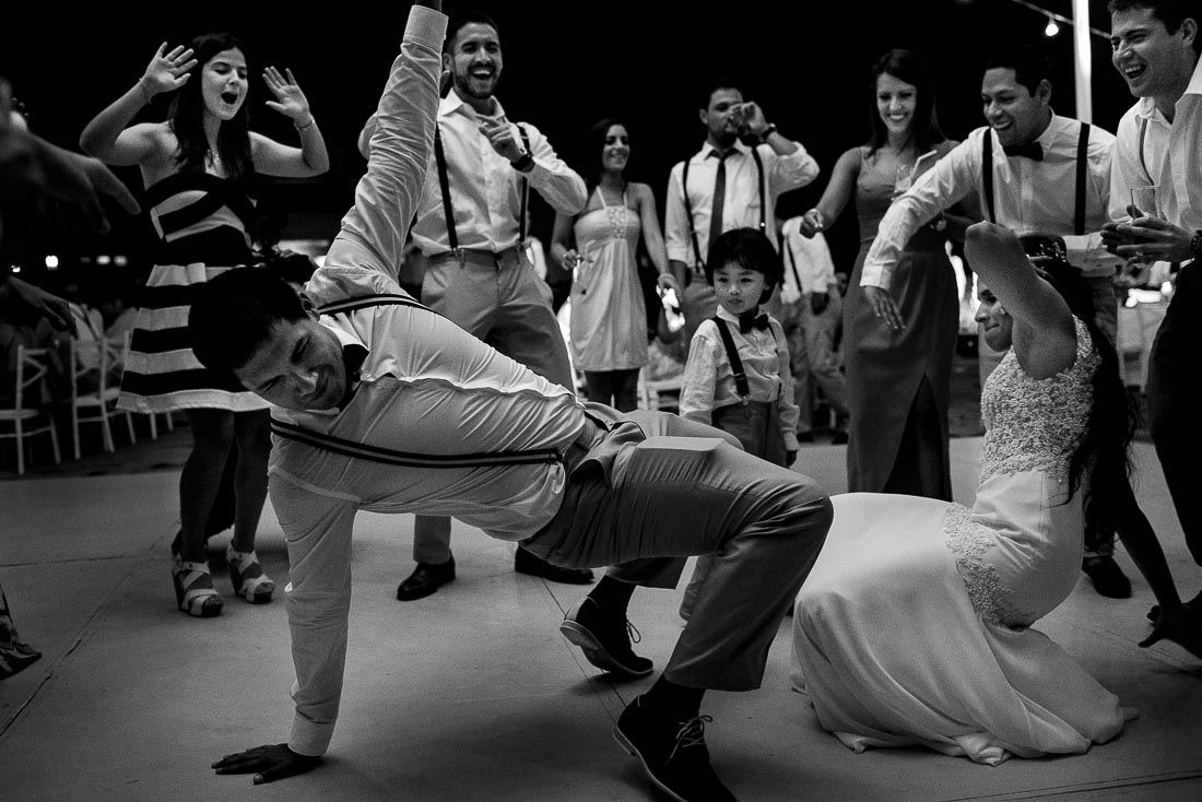 fotografo de bodas hotel punta sal, fotografia documental bodas en playa, life style, crossfit, beach wedding destination peru, destination wedding tumbes