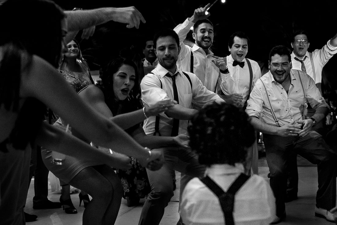 fotografo de bodas hotel punta sal, fotografia documental bodas en playa, life style, crossfit, beach wedding destination peru, destination wedding tumbes