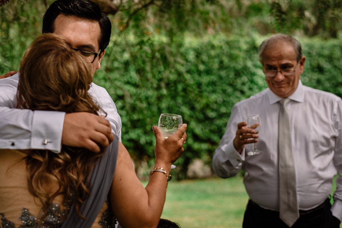 foto documental de boda peru chile, boda en las palomas de cieneguilla, fotografo de matrimonio 
