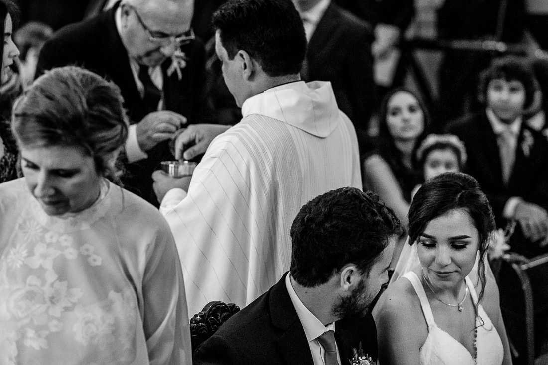 ceremonia de matrimonio novia y novio, amor, parejas, diversion, fiesta, preparativos de matrimonio, maquillaje, vestido de novia, vestidos de noche, traje de novio