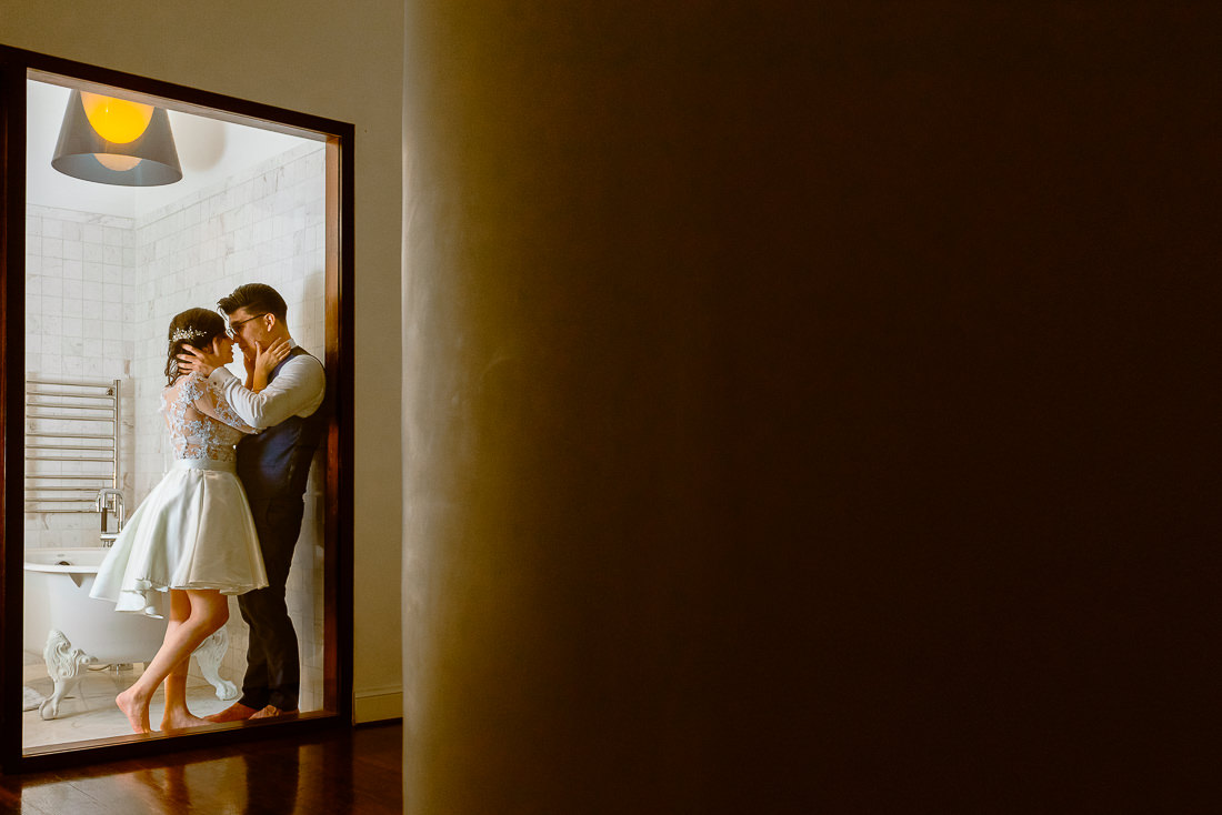 vestido de novia, novio, matrimonio, bouquet, sesion de fotos, bulldog frances